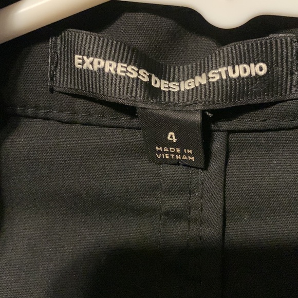 Express Blazer - Picture 2 of 3